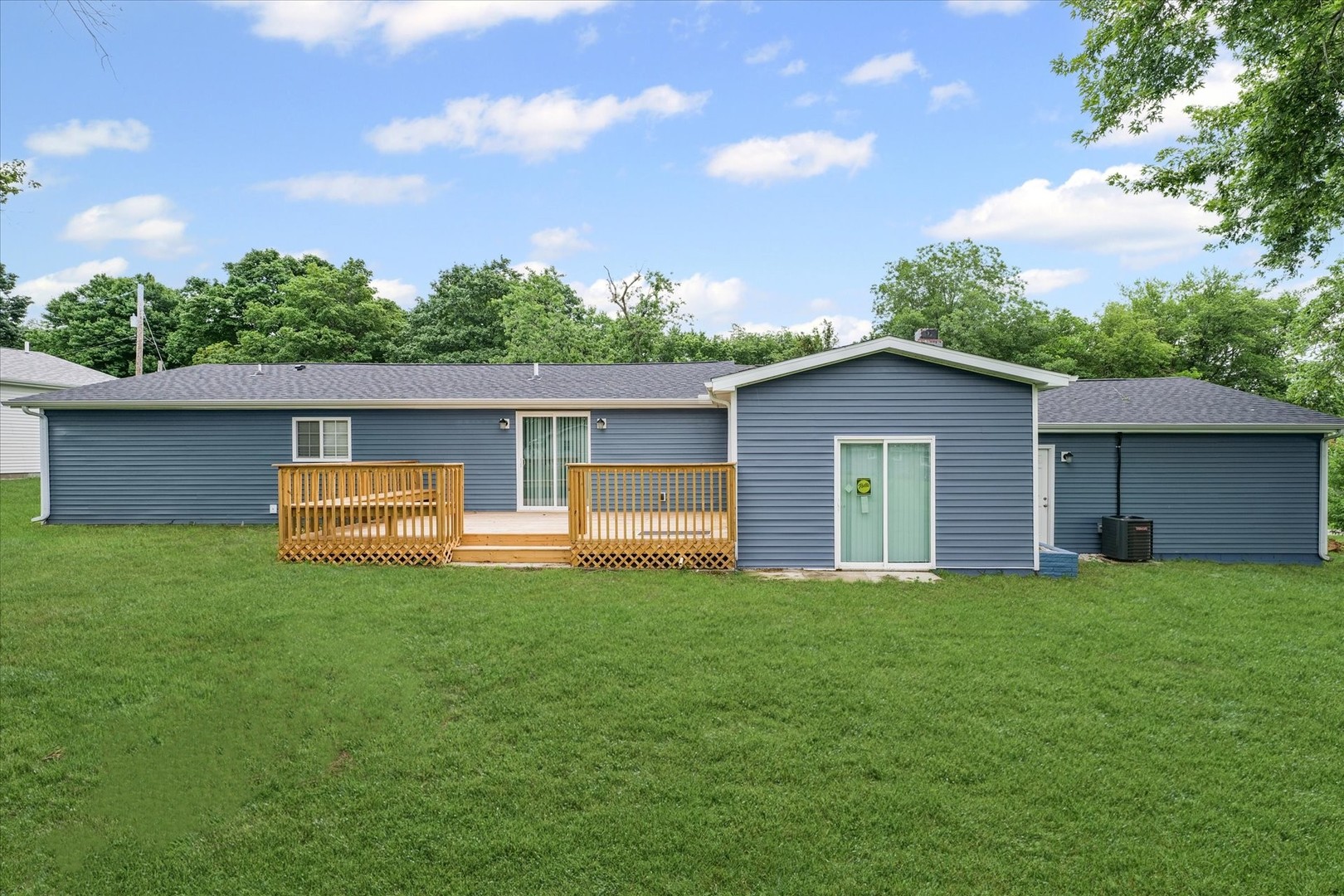 108 South Jefferson Street Saybrook, IL 61770 - Photo 6 of 9