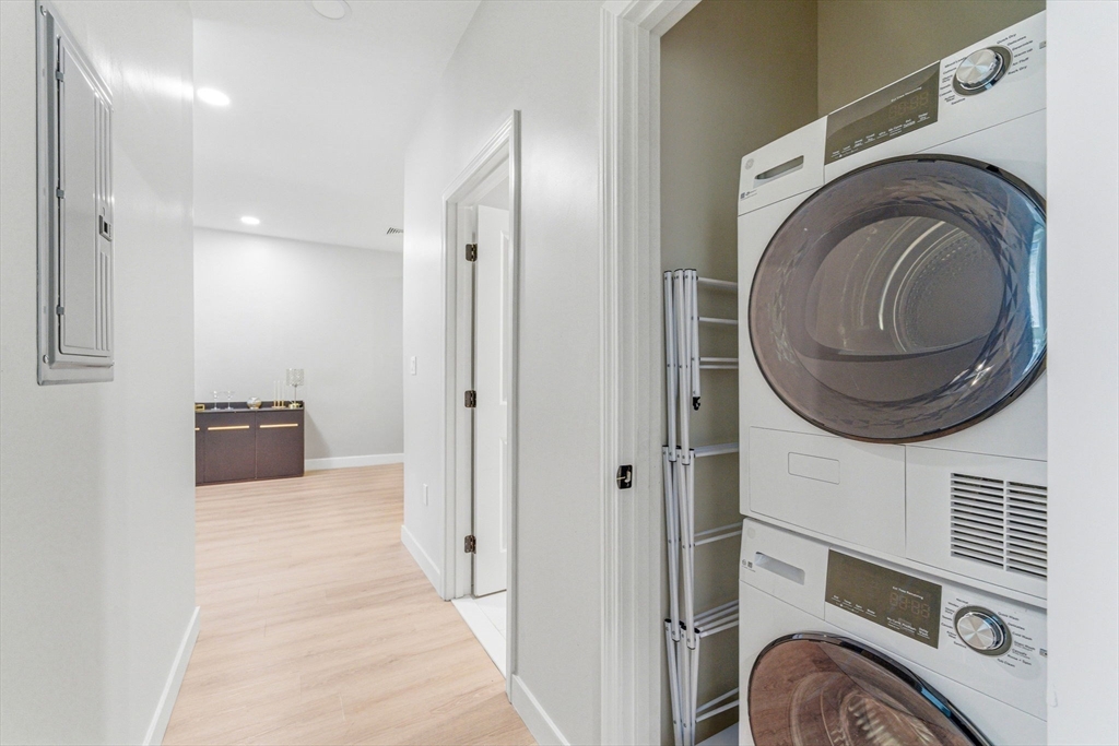 157 Chestnut Street, Unit 203 Chelsea, MA 02150 - Photo 22 of 31