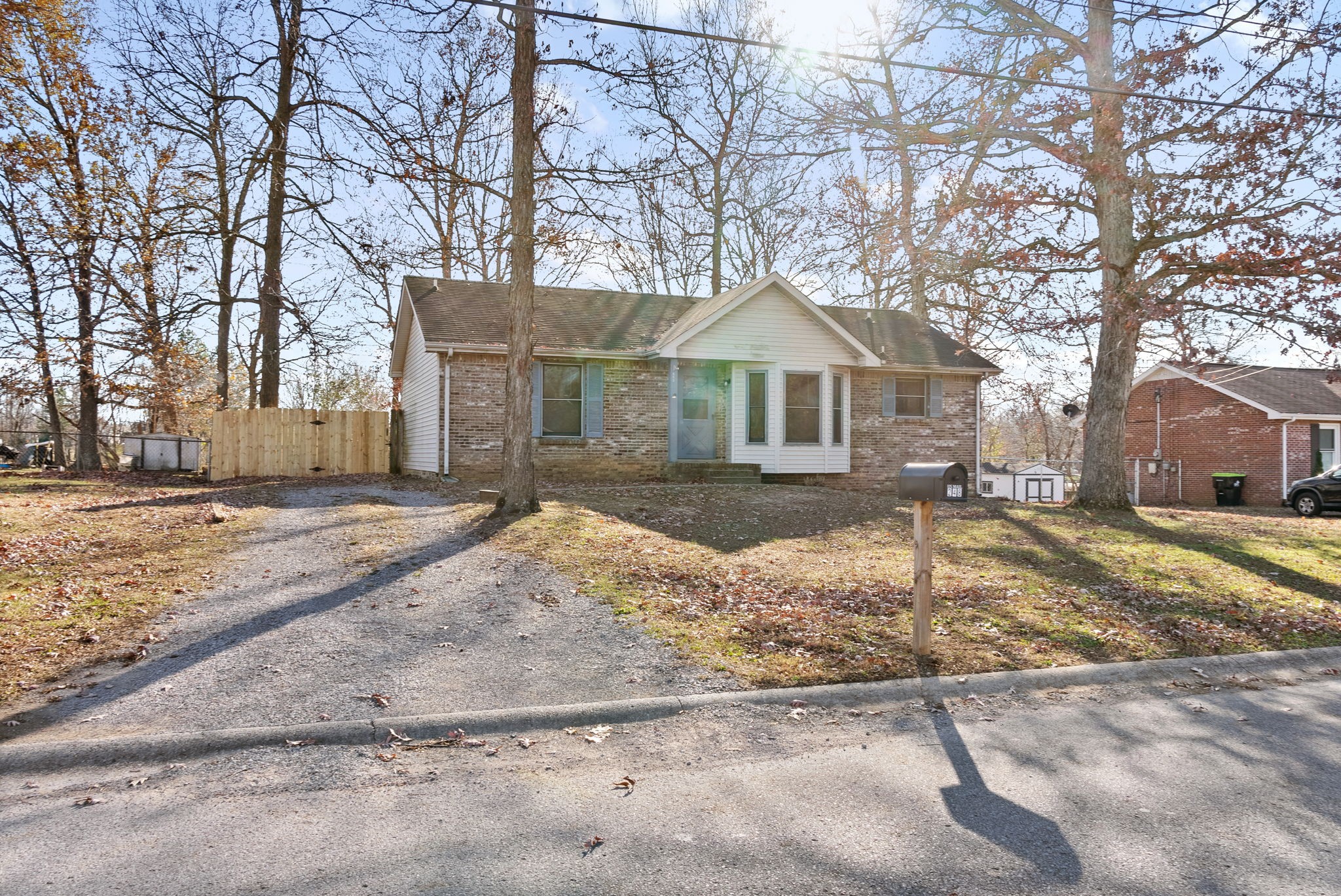 248 Quail Ridge Road Clarksville, TN 37042 - Photo 2 of 31