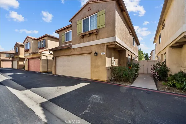 $775,000 | 9427 Lemona Avenue, Unit 15, North Hills, CA 91343