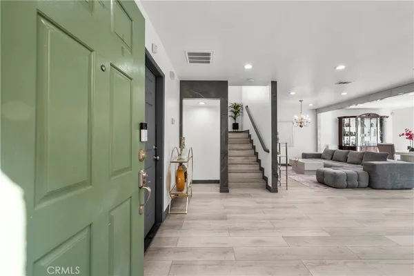 $775,000 | 9427 Lemona Avenue, Unit 15, North Hills, CA 91343