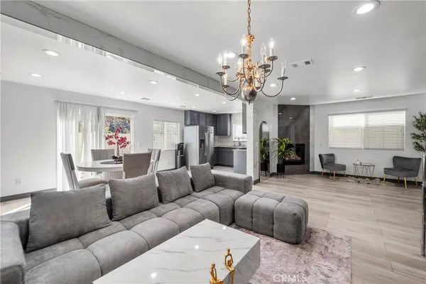 $775,000 | 9427 Lemona Avenue, Unit 15, North Hills, CA 91343