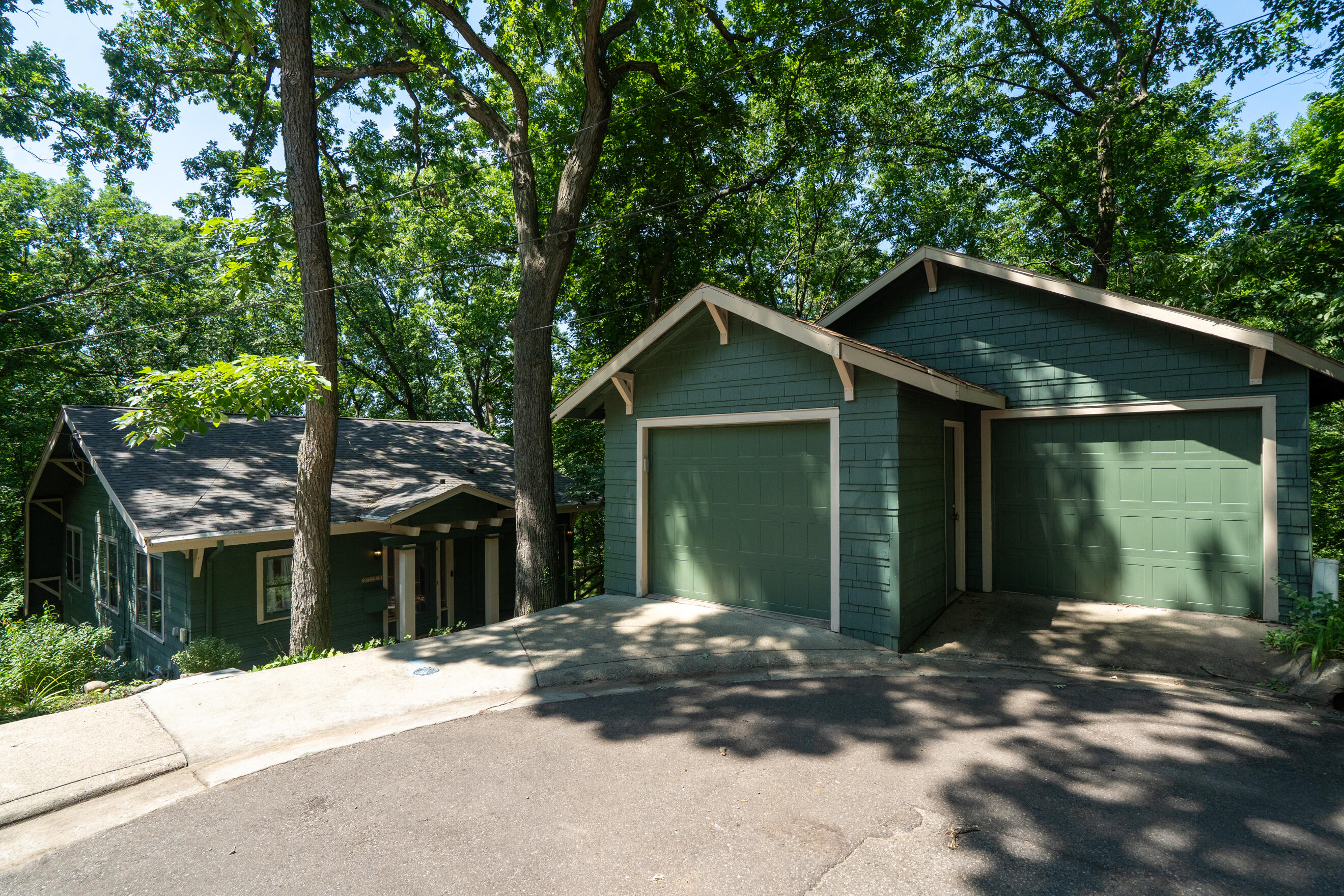 2125 Ridge Road Kalamazoo, MI 49008 - Photo 4 of 46 DSC06383