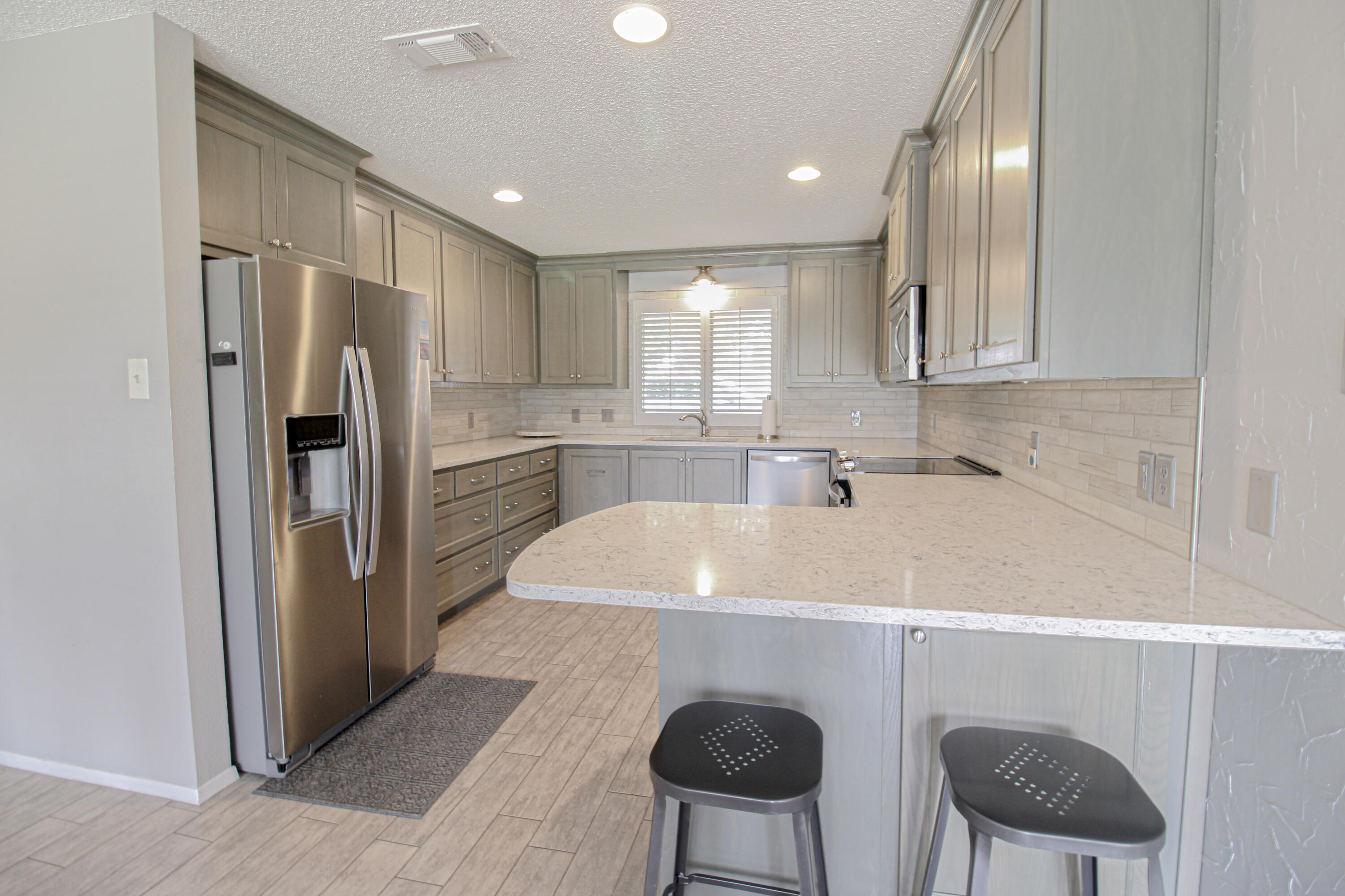 2606 Newcomb Street Lubbock, TX 79415 - Photo 11 of 51 kitchen