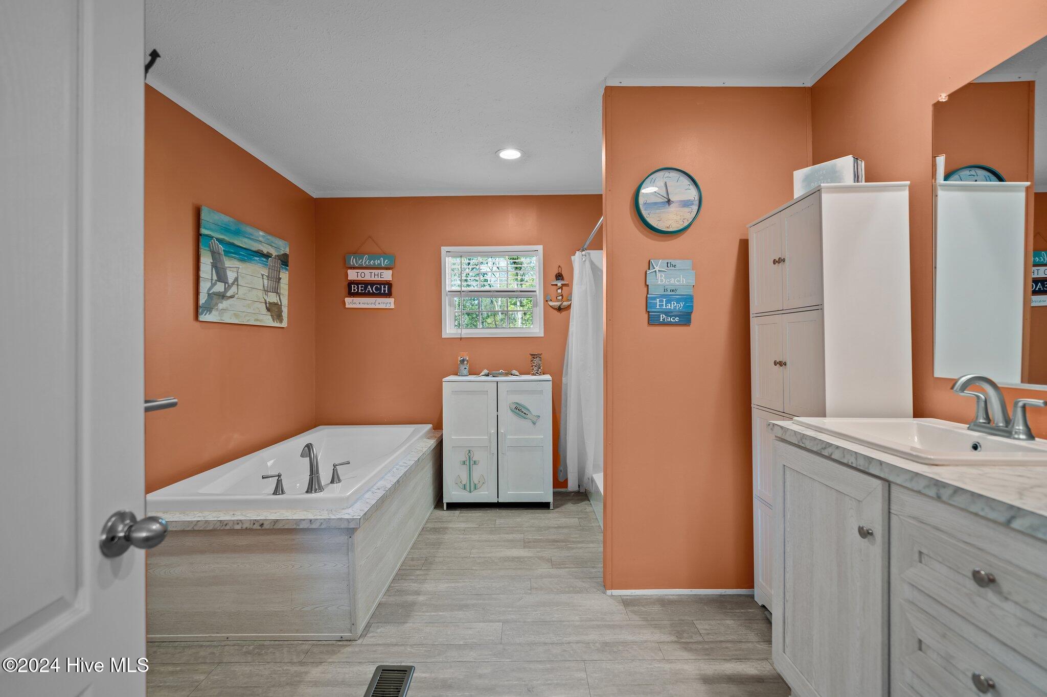 110 Little Pond Road Rocky Point, NC 28457 - Photo 19 of 44 34-web-or-mls-DSC04686