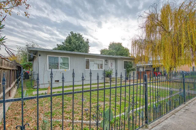$300,000 | 2451 Yerba Street, Selma, CA 93662