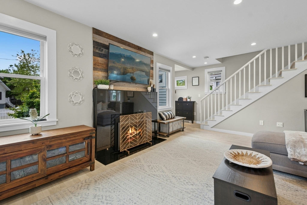 21 Milton Road Quincy, MA 02171 - Photo 7 of 29