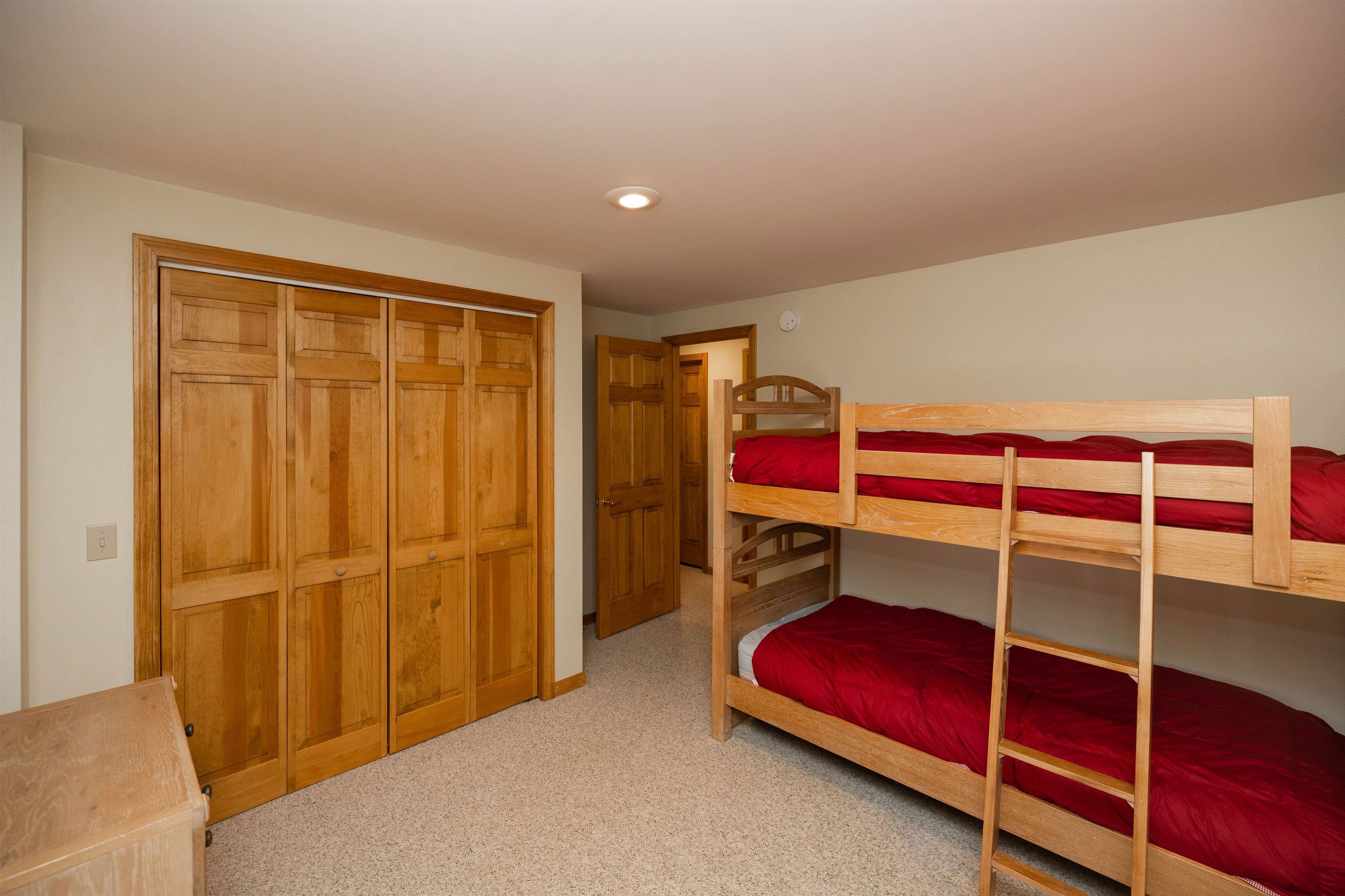 13 Old Ridge Road Winhall, VT 05340 - Photo 35 of 40