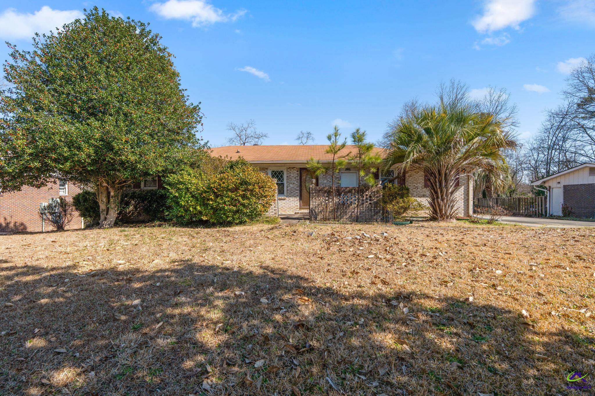 1012 Briarcliff Road Warner Robins, GA 31088 - Photo 2 of 40 Gallery Image 2