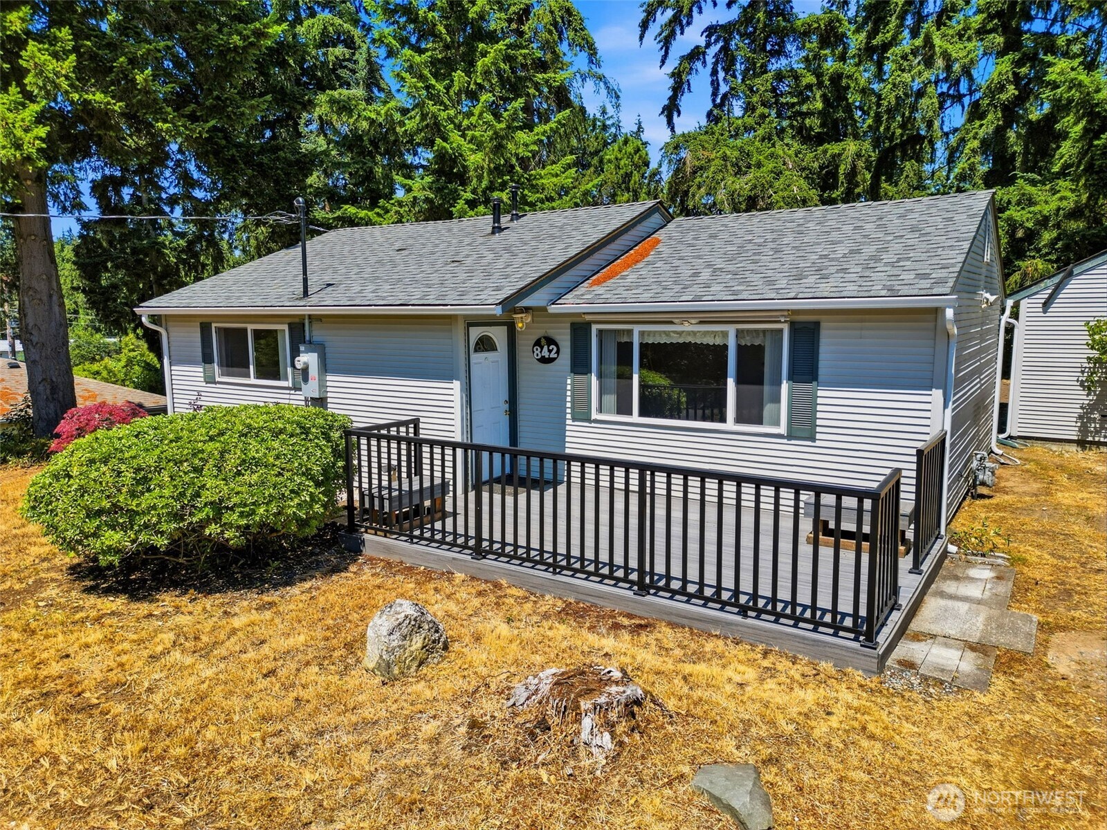 842 Southwest 305th Street Federal Way, WA 98023 - Photo 1 of 35