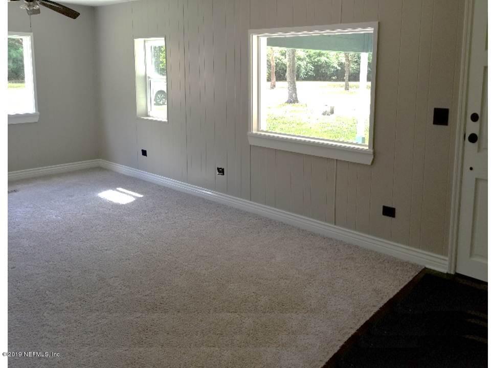 5209 Yellow Water Road Jacksonville, FL 32234 - Photo 4 of 25 family room