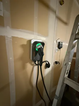 $585,000 | 2003 West Hopkins Way, Hanford, CA 93230