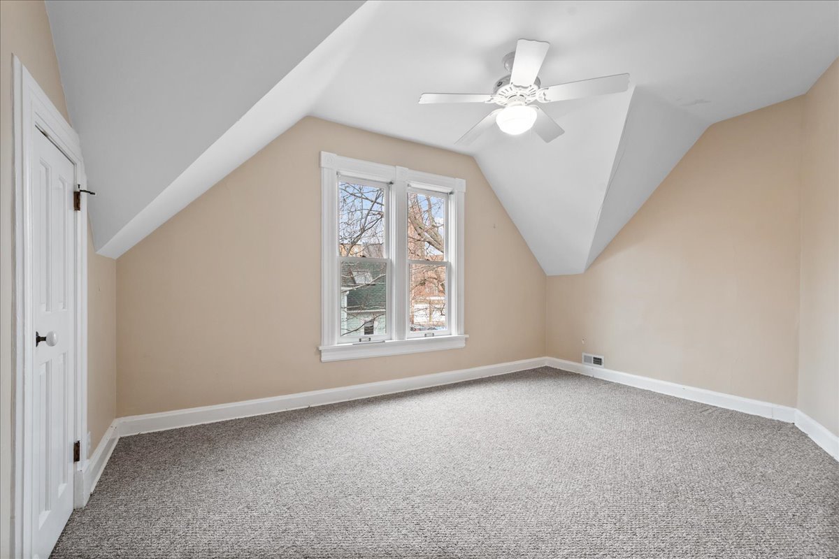 921 Madison Street Evanston, IL 60202 - Photo 14 of 21