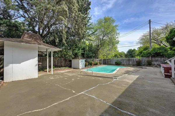 $529,999 | 4524 Bela Way, Carmichael, CA 95608