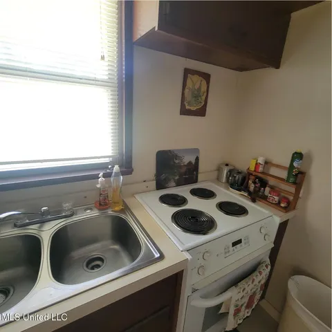 $142,000 | 202 Walker Cemetery Road, Perkinston, MS 39573