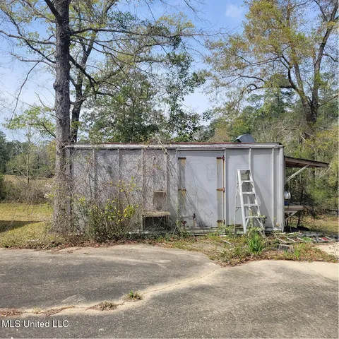 $142,000 | 202 Walker Cemetery Road, Perkinston, MS 39573