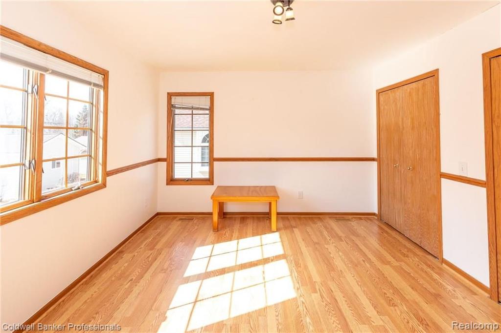 3130 Lexington Road Waterford, MI 48328 - Photo 25 of 31