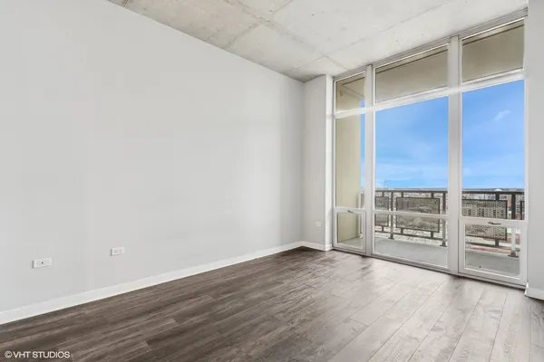 $3,900 | 720 North Larrabee Street, Unit 1609, Chicago, IL 60654