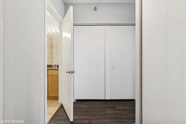 $3,900 | 720 North Larrabee Street, Unit 1609, Chicago, IL 60654