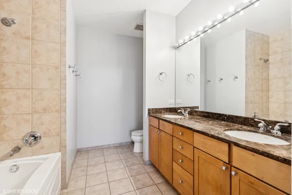 $3,900 | 720 North Larrabee Street, Unit 1609, Chicago, IL 60654