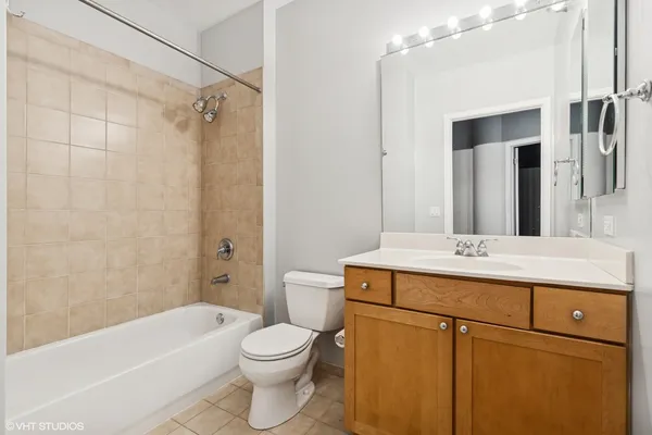 $3,900 | 720 North Larrabee Street, Unit 1609, Chicago, IL 60654