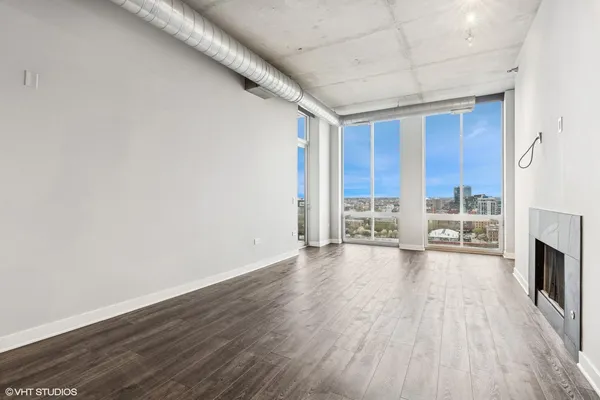 $3,900 | 720 North Larrabee Street, Unit 1609, Chicago, IL 60654