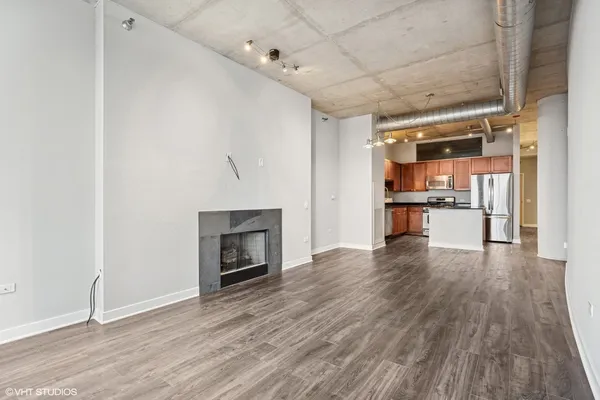 $3,900 | 720 North Larrabee Street, Unit 1609, Chicago, IL 60654