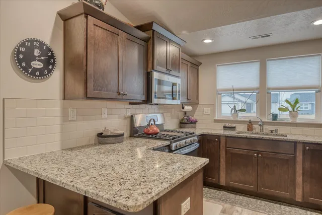 $392,000 | 1912 East C Street, Deer Park, WA 99006