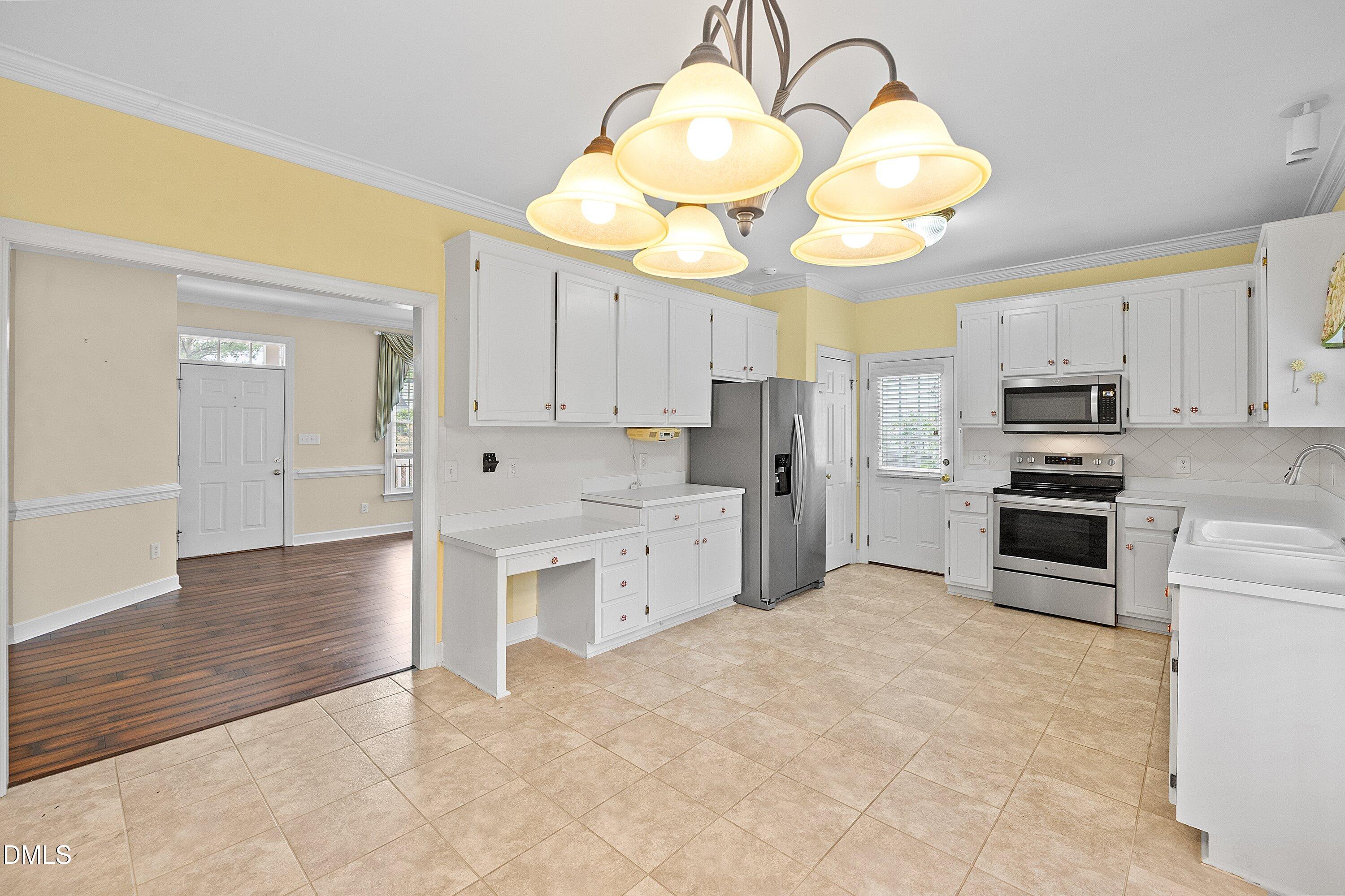 3012 Dahlgreen Road Raleigh, NC 27615 - Photo 5 of 37 11-3012 Dahlgreen Rd_9121