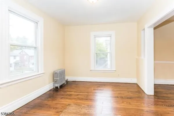 $3,100 | 60 Wildwood Avenue, Unit 2, Montclair, NJ 07043