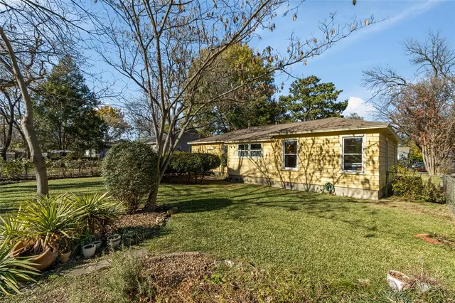 $259,900 | 617 Emery Street, Denton, TX 76201