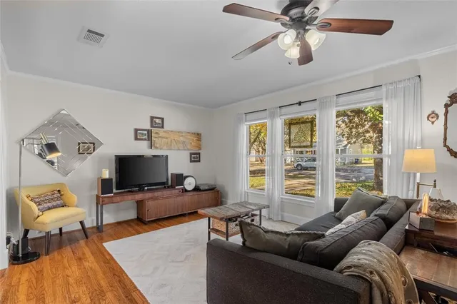 $259,900 | 617 Emery Street, Denton, TX 76201