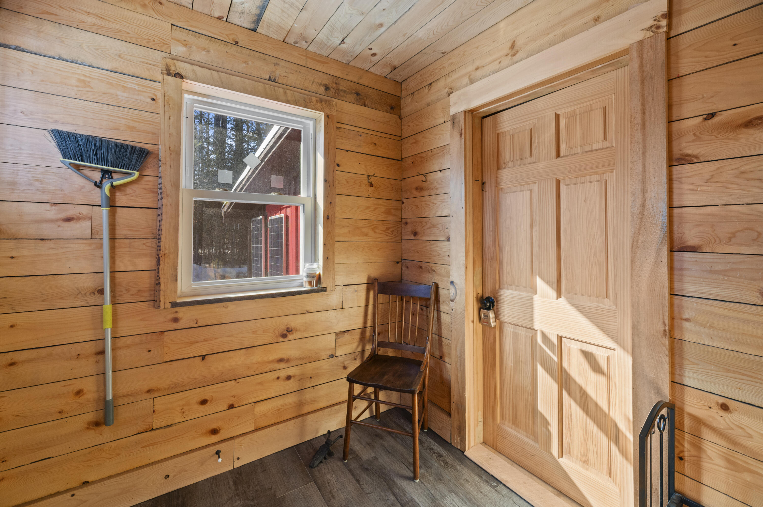 162 Wellington Road Harmony, ME 04942 - Photo 36 of 50 36 Entry