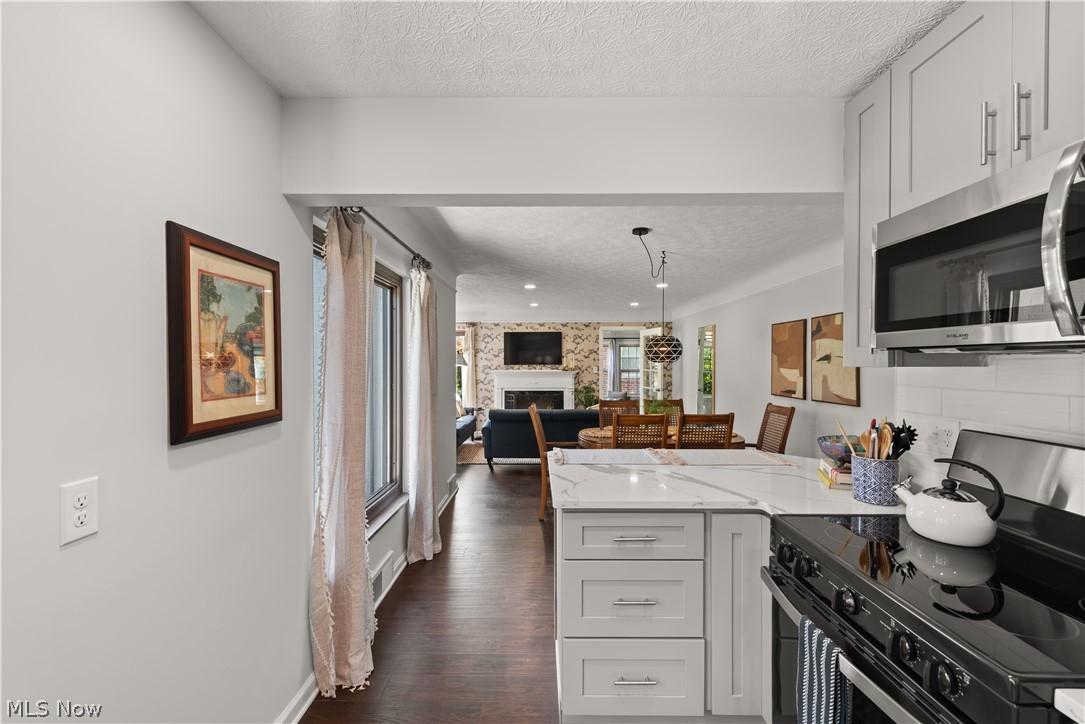 6430 Olde York Road Cleveland, OH 44130 - Photo 19 of 50