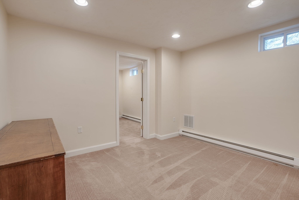 264 Davis Road Bedford, MA 01730 - Photo 27 of 39 Gallery Image 27