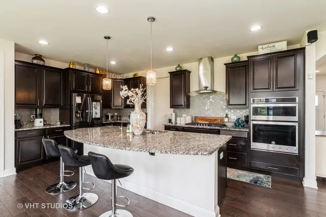 $849,000 | 1 Sherman Court, Hawthorn Woods, IL 60047