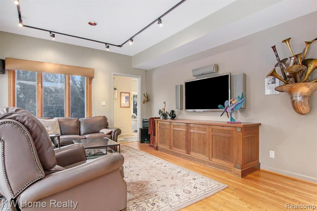 32460 Evergreen Road Beverly Hills, MI 48025 - Photo 16 of 31