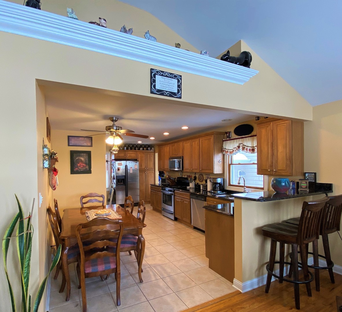 10955 Princess Avenue Chicago Ridge, IL 60415 - Photo 5 of 14
