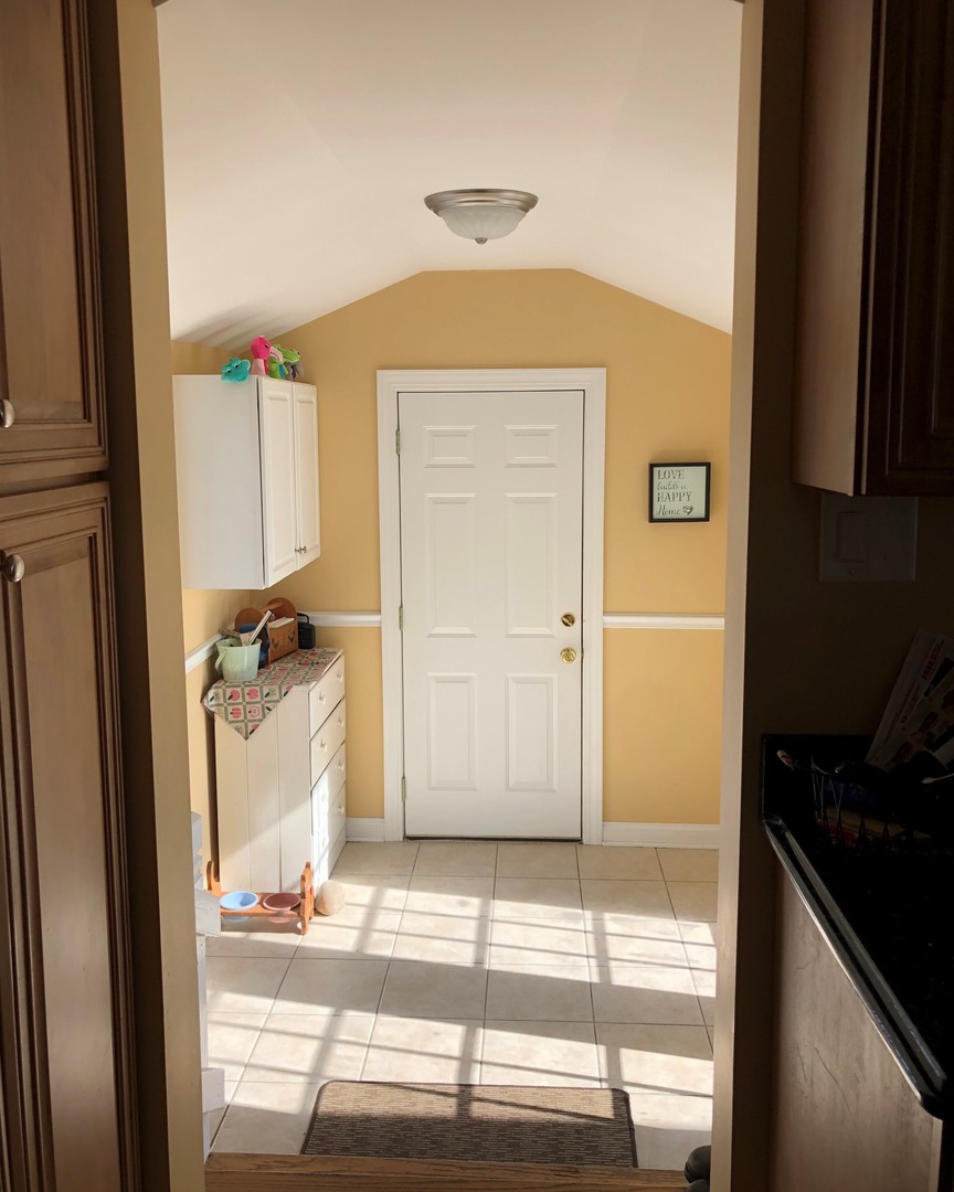 10955 Princess Avenue Chicago Ridge, IL 60415 - Photo 8 of 14