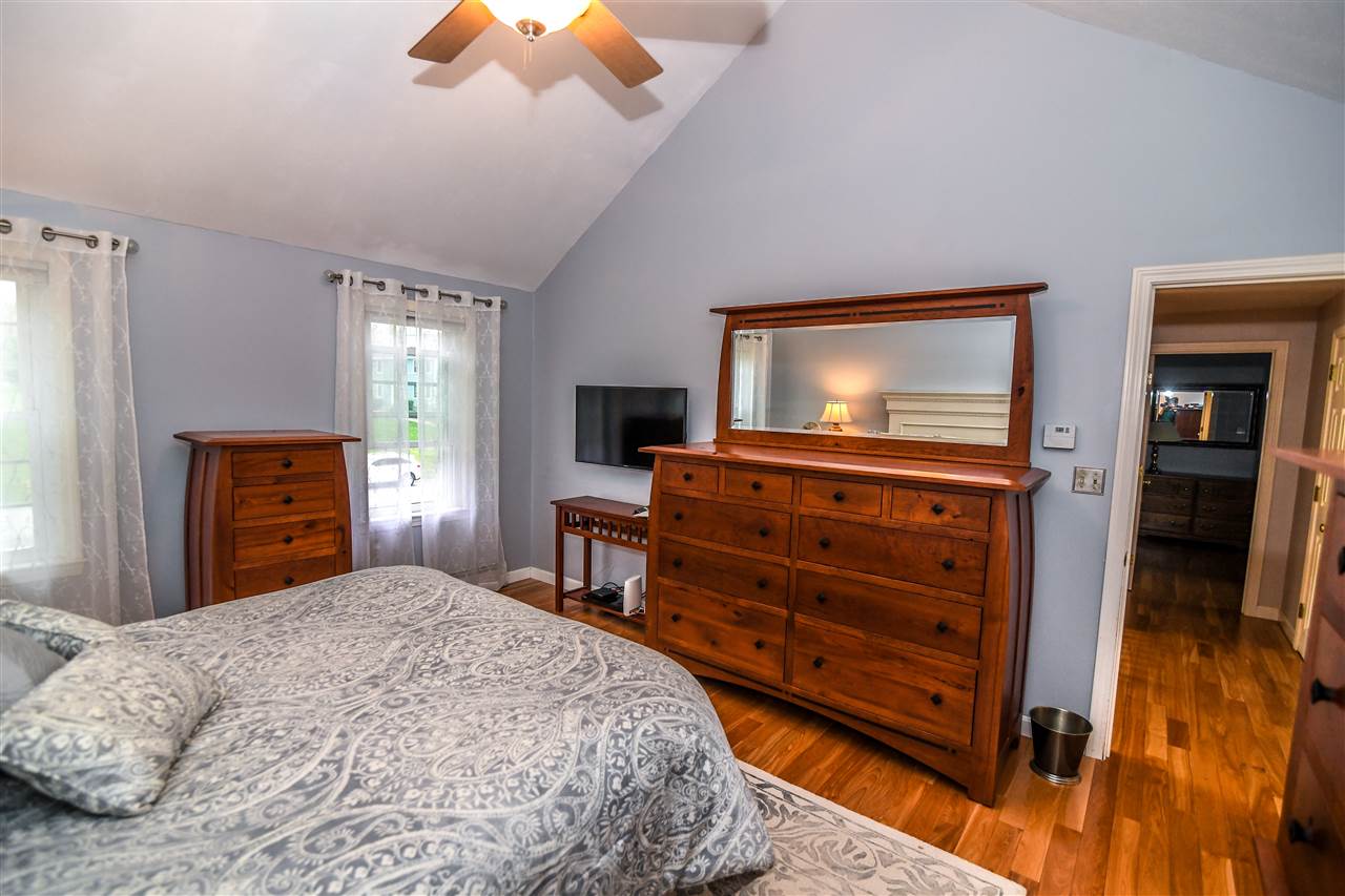 7 Hope Hill Road Derry, NH 03038 - Photo 7 of 14