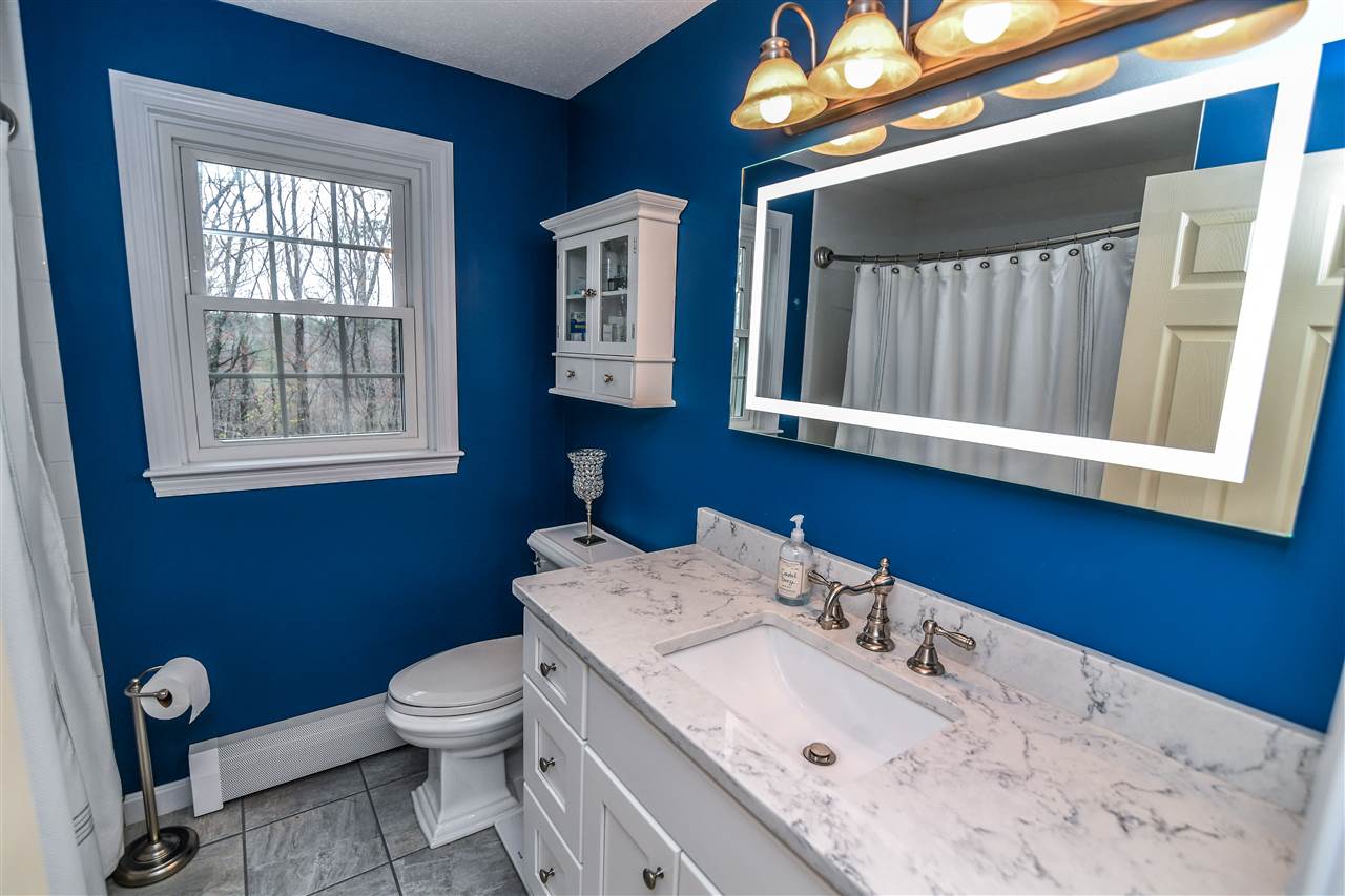 7 Hope Hill Road Derry, NH 03038 - Photo 10 of 14