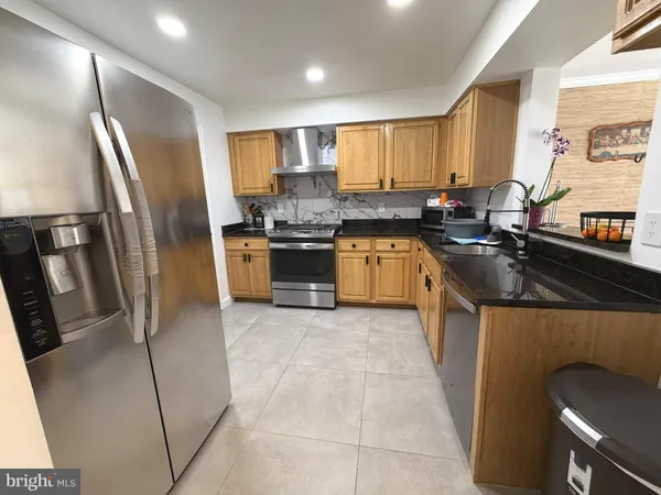 $365,000 | 3912 Chesterwood Drive, Unit 3912, Silver Spring, MD 20906