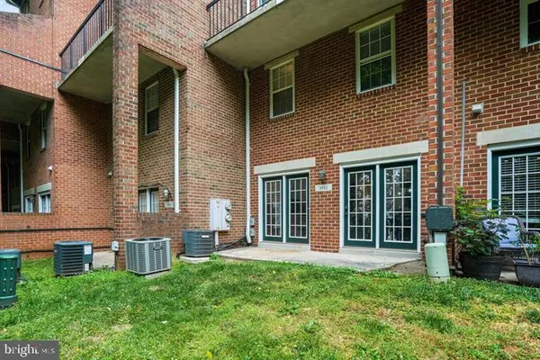 $365,000 | 3912 Chesterwood Drive, Unit 3912, Silver Spring, MD 20906