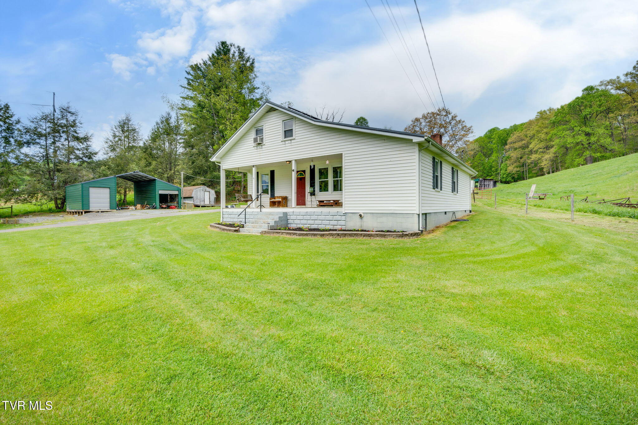 12075 Goose Creek Road Bristol, VA 24202 - Photo 1 of 71 003