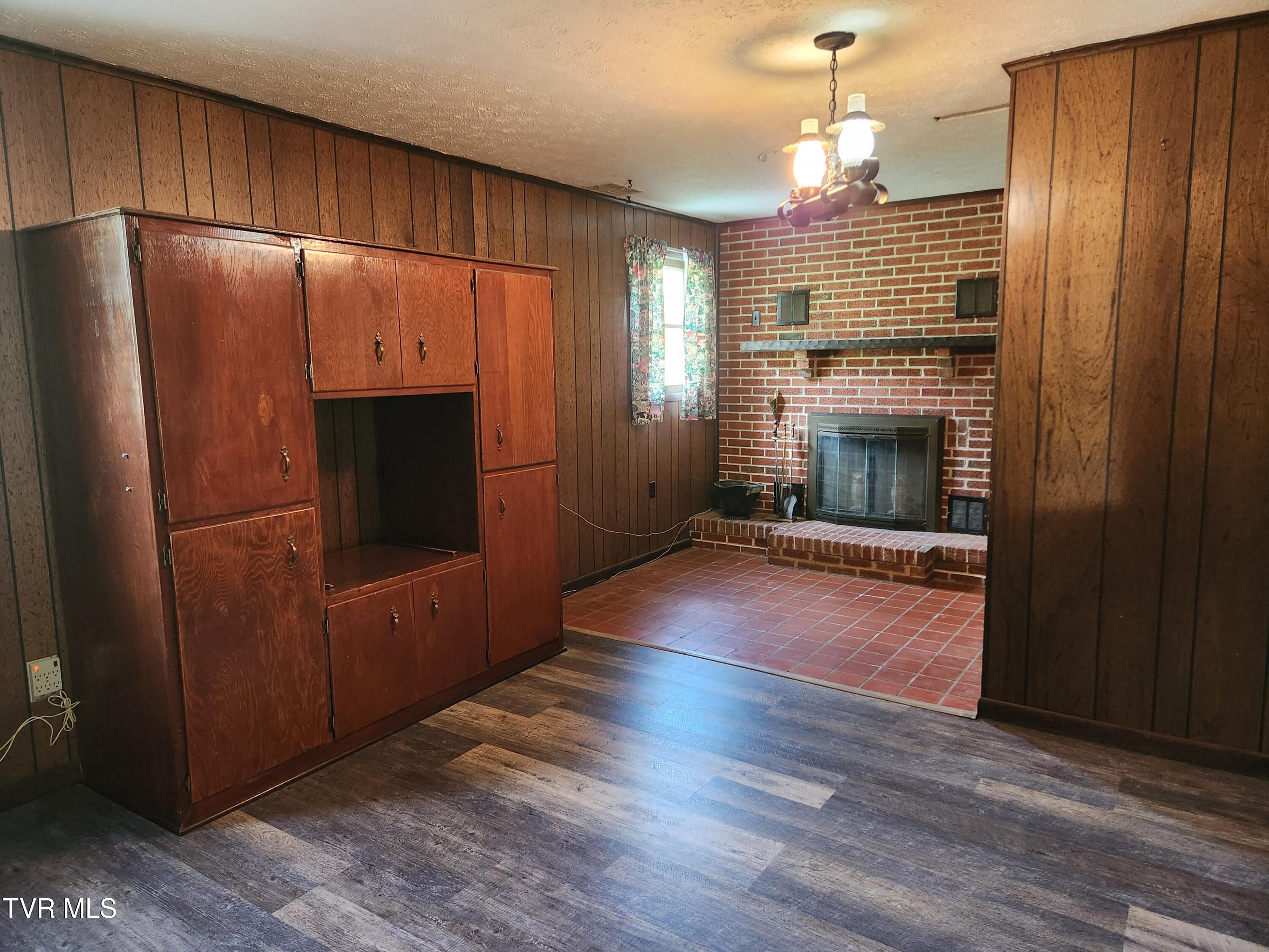 12075 Goose Creek Road Bristol, VA 24202 - Photo 25 of 71 20250523_182021