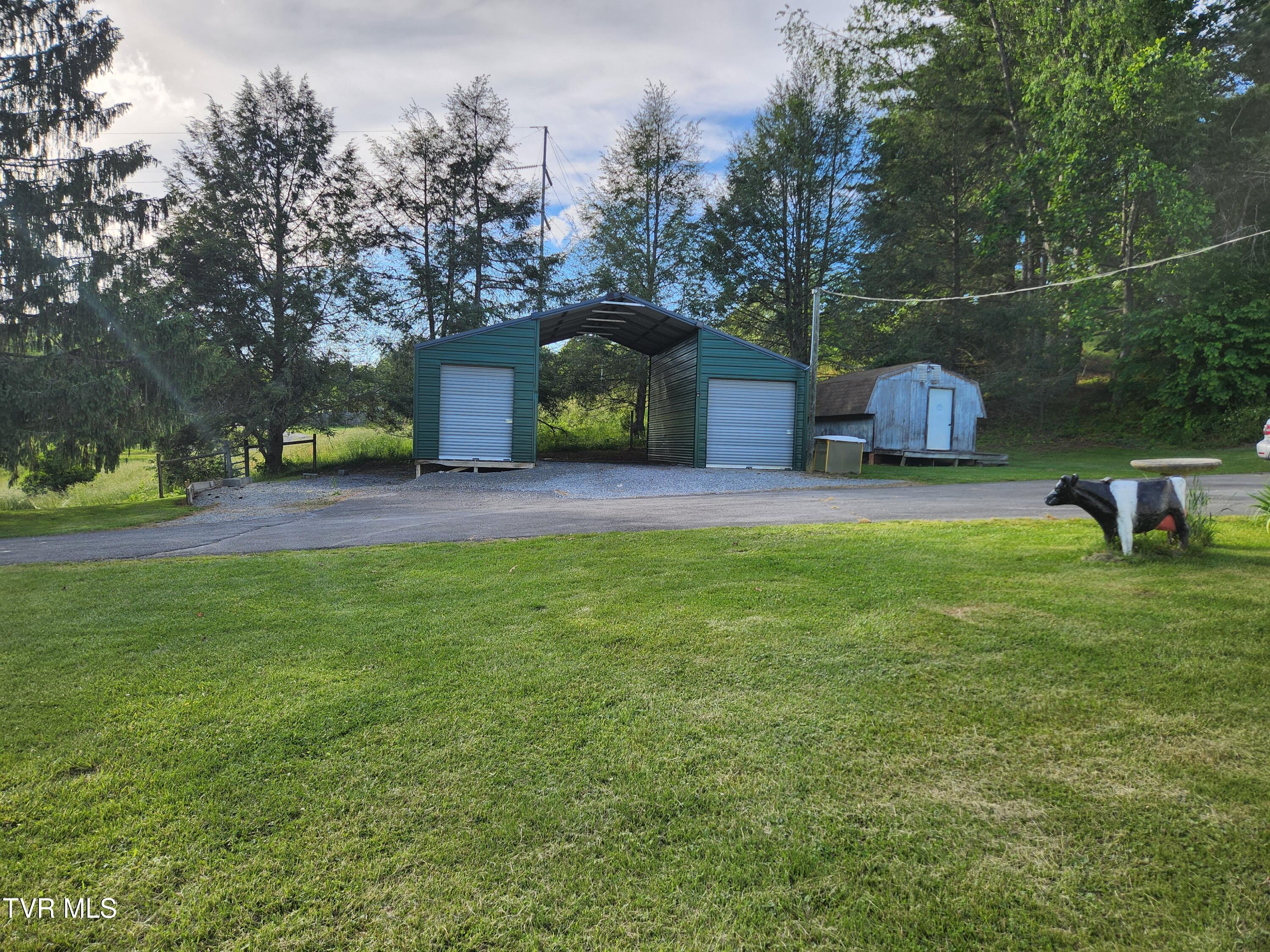 12075 Goose Creek Road Bristol, VA 24202 - Photo 36 of 71 20250523_182735