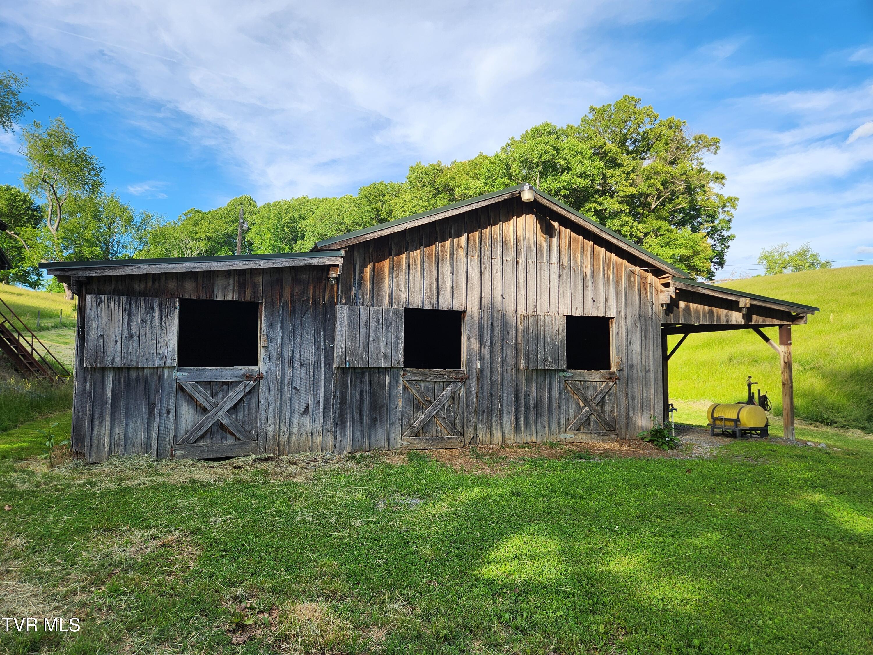 12075 Goose Creek Road Bristol, VA 24202 - Photo 50 of 71 20250523_183328