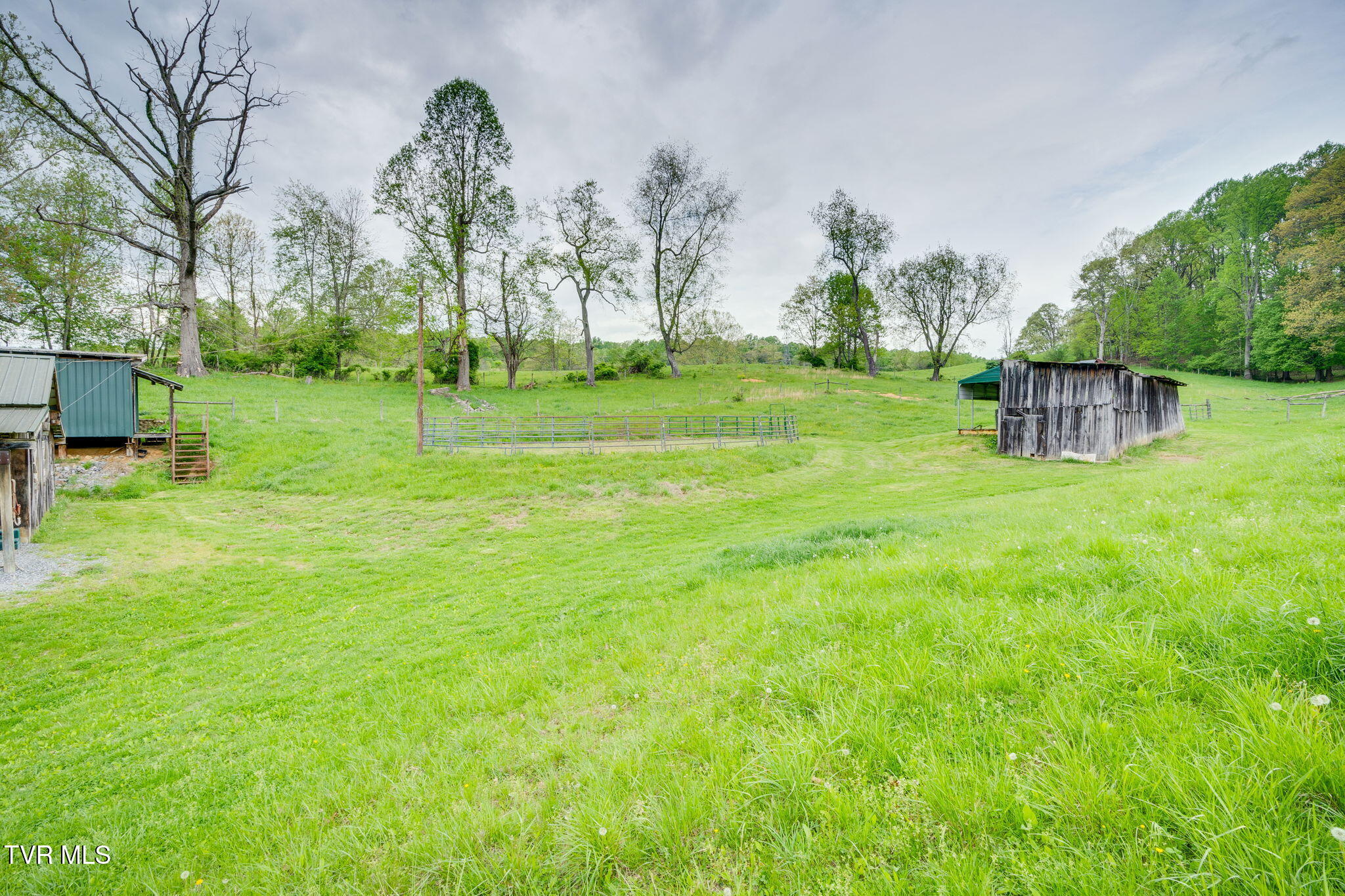 12075 Goose Creek Road Bristol, VA 24202 - Photo 59 of 71 046