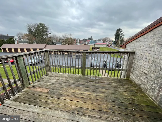 $1,300 | 502 Washington Street, Unit 5B, Shoemakersville, PA 19555