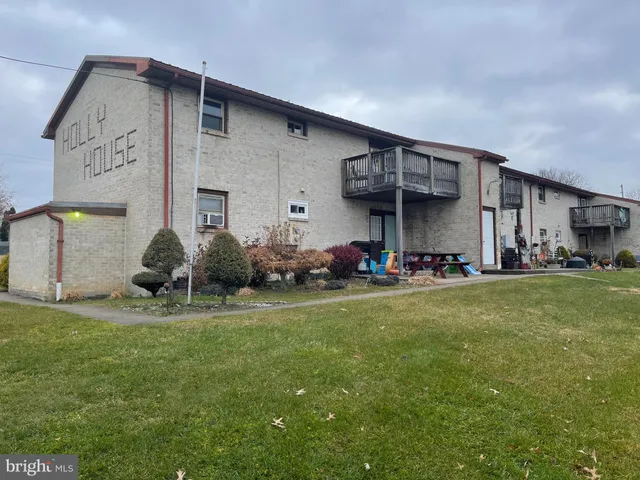 $1,300 | 502 Washington Street, Unit 5B, Shoemakersville, PA 19555